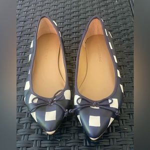 Banana Republic Navy/White Check flats